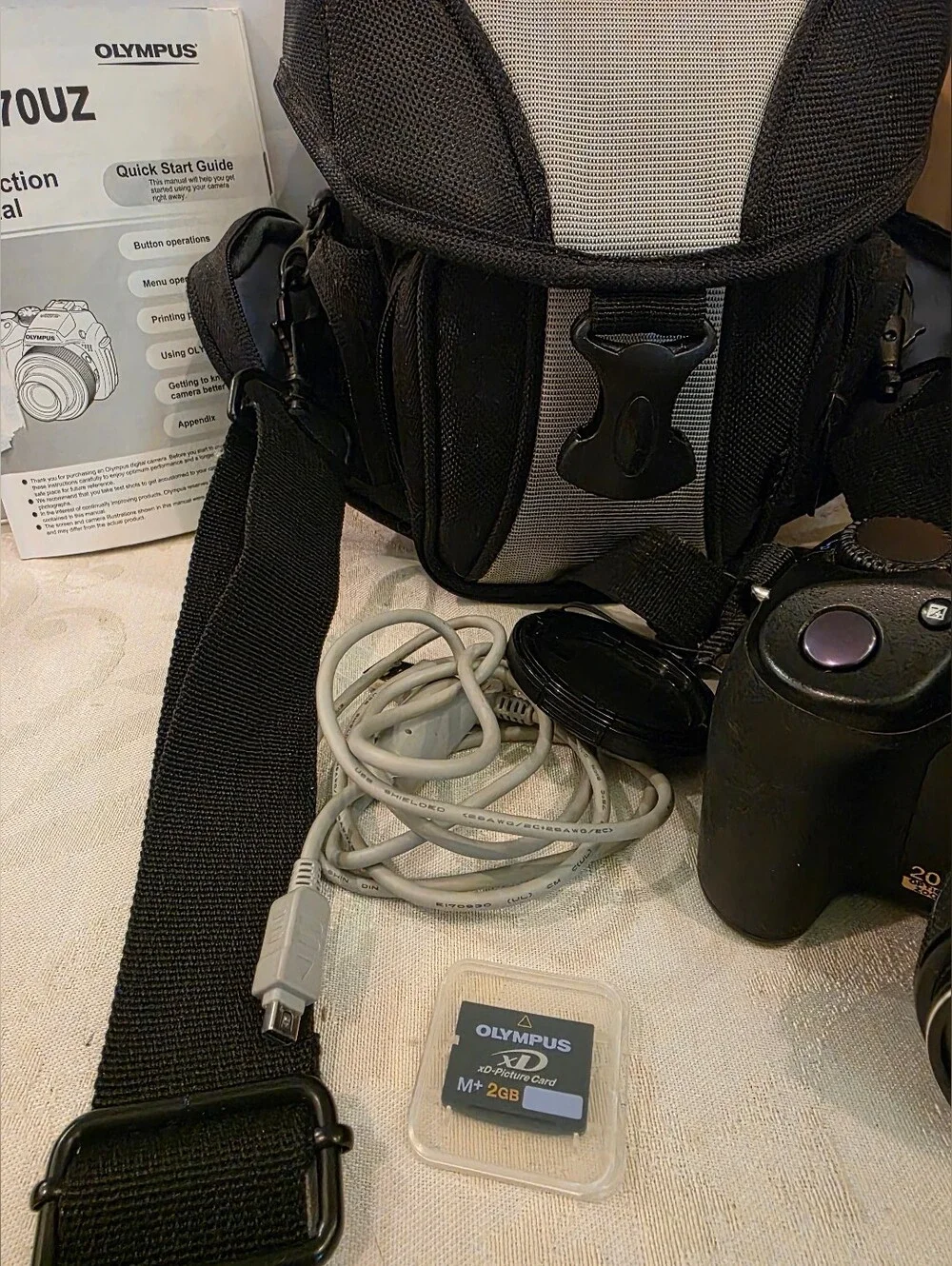 Olympus SP-57OUz 10MP CCD AA Battery Digital Camera/Strap& Lens Cap/ Case